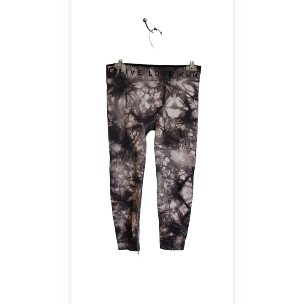 Live Love Dream Womens Capri leggings size M